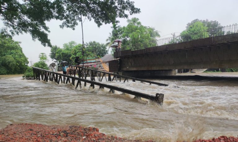 1724238079-51a14ef9b31b3e25a693f451236761c6