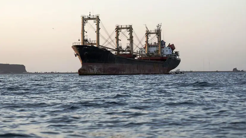 ship-